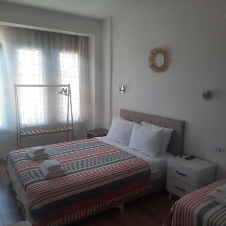 Adil Pansiyon Çeşme Exterior foto